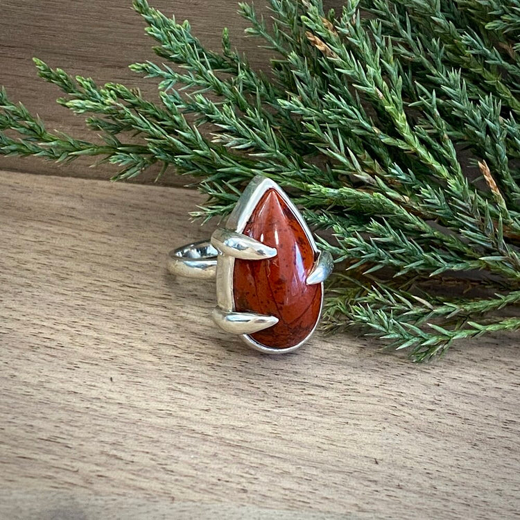 CAVE CREEK POPPY JASPER FANG RING