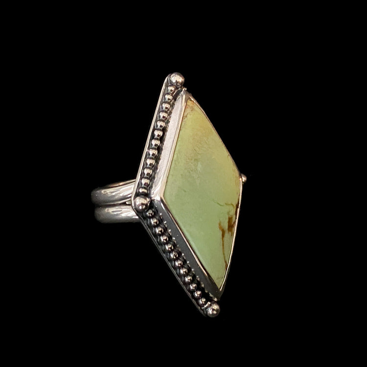 LEMON CHRYSOPRASE STATEMENT RING II