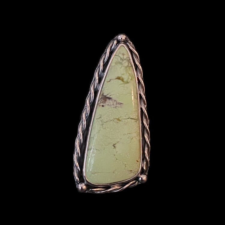 LEMON CHRYSOPRASE STATEMENT RING I